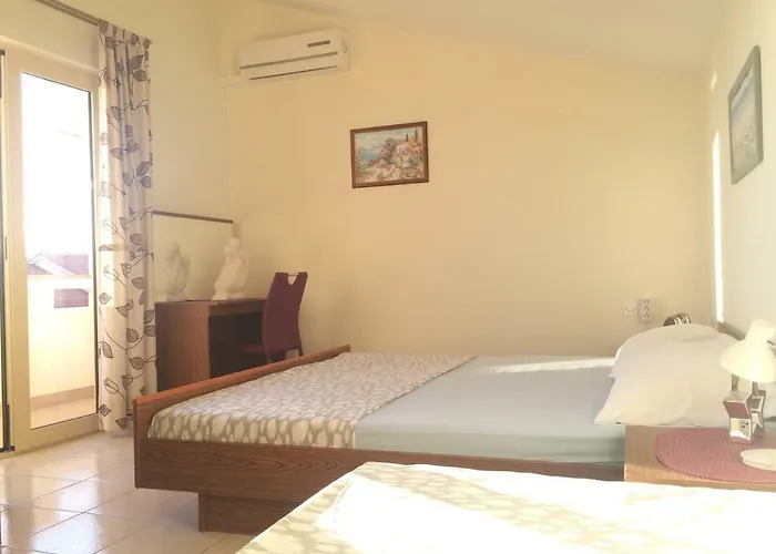 Apartmani Emilio Novalja