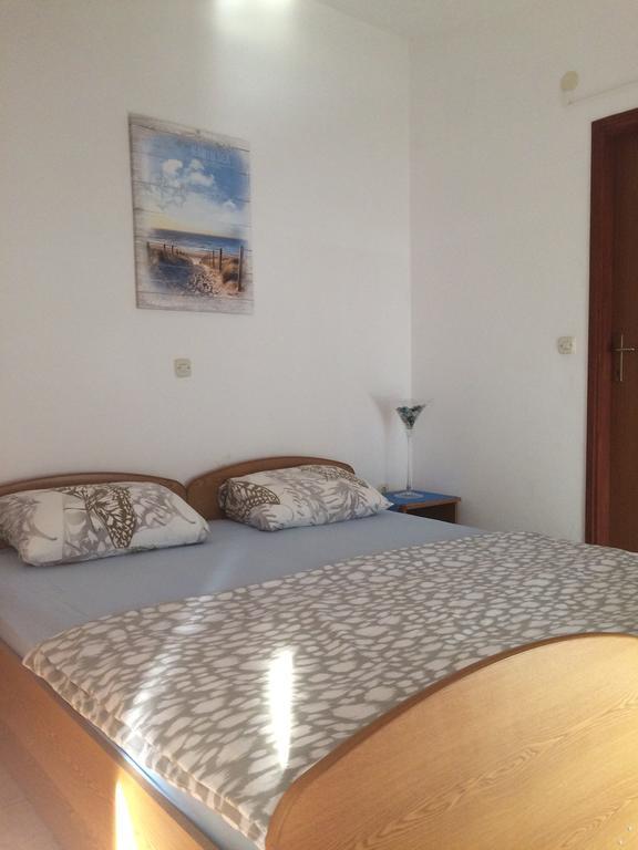 Emilio Apartment Novalja