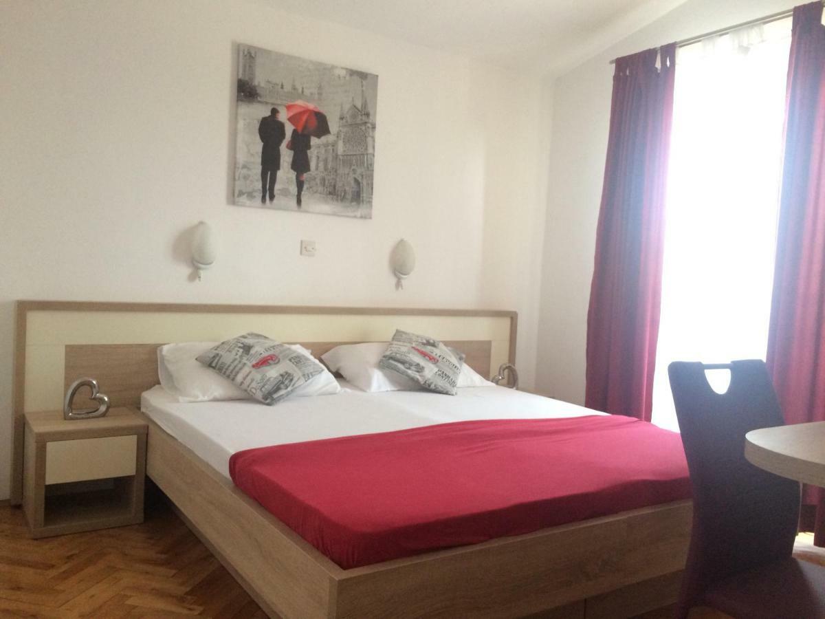 Emilio Apartmán *